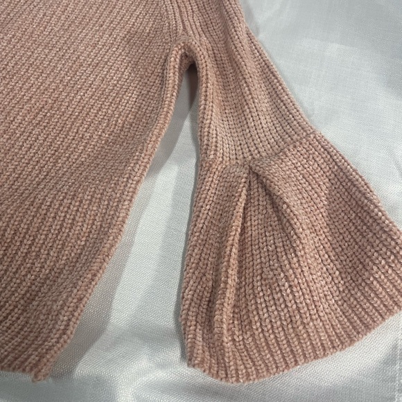 Knitted Sweater - Bell Sleeves - Light Pink - Picture 2 of 5